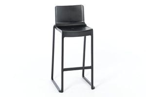 Der Melbourne-Barhocker hat eine ideale Sitzhöhe Der Melbourne-Barhocker hat eine ideale Sitzhöhe